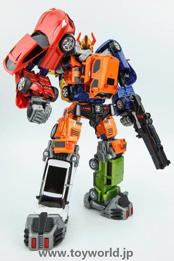 ToyWorld Car Combiner Images Show Combined Group And Alternate Modes  (13 of 20)